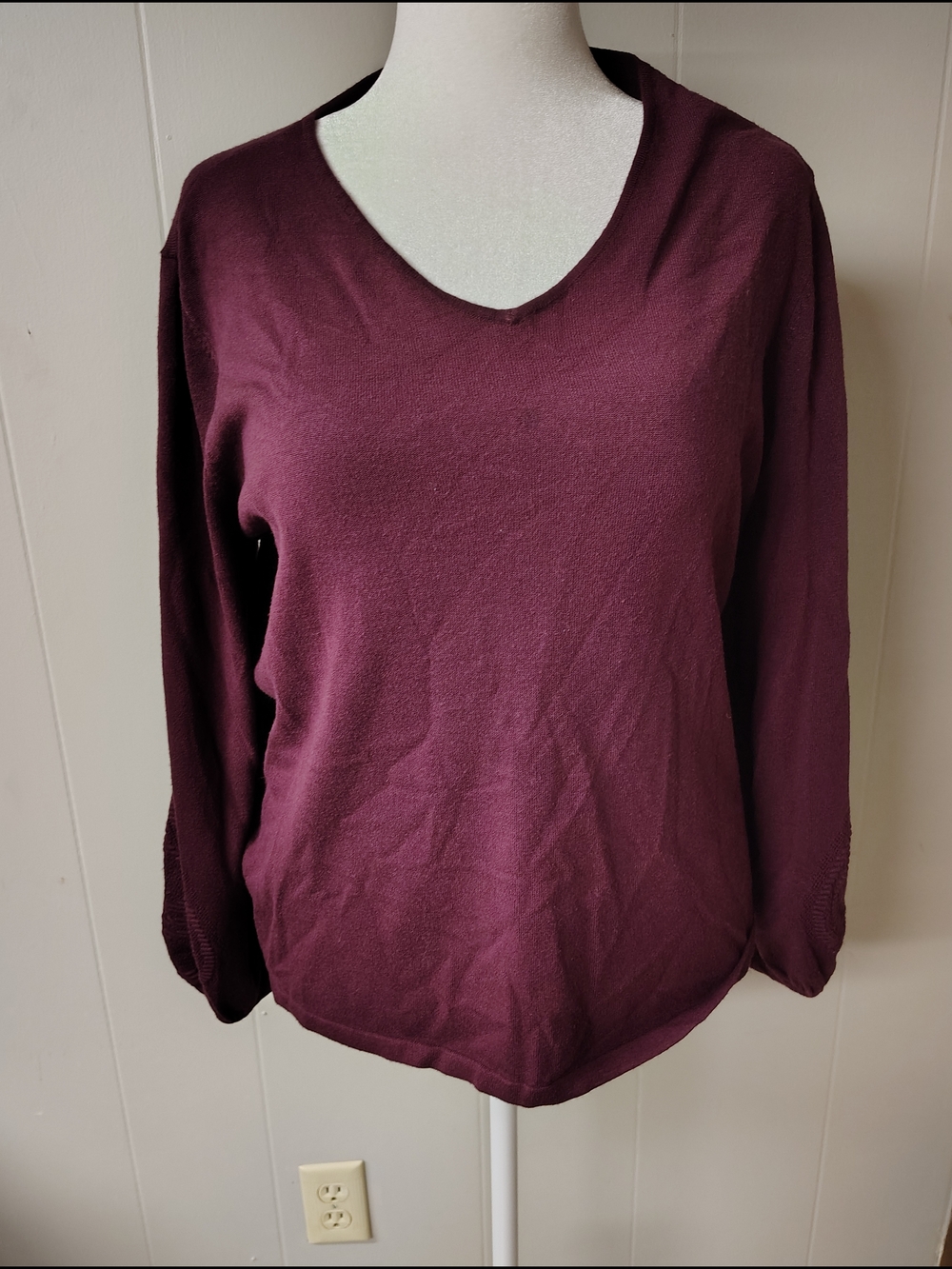 Chico's Plum V-Neck Sweater